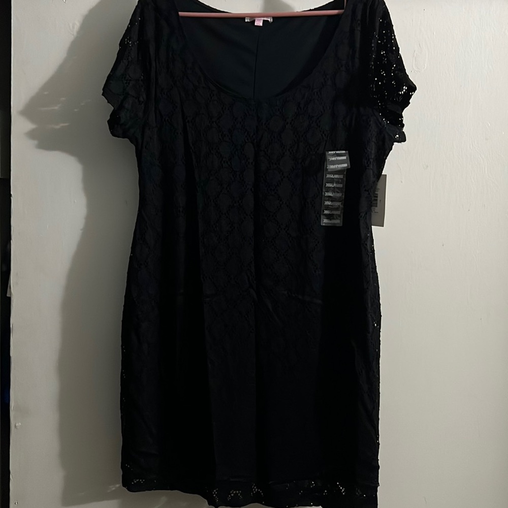 Black lace dress
